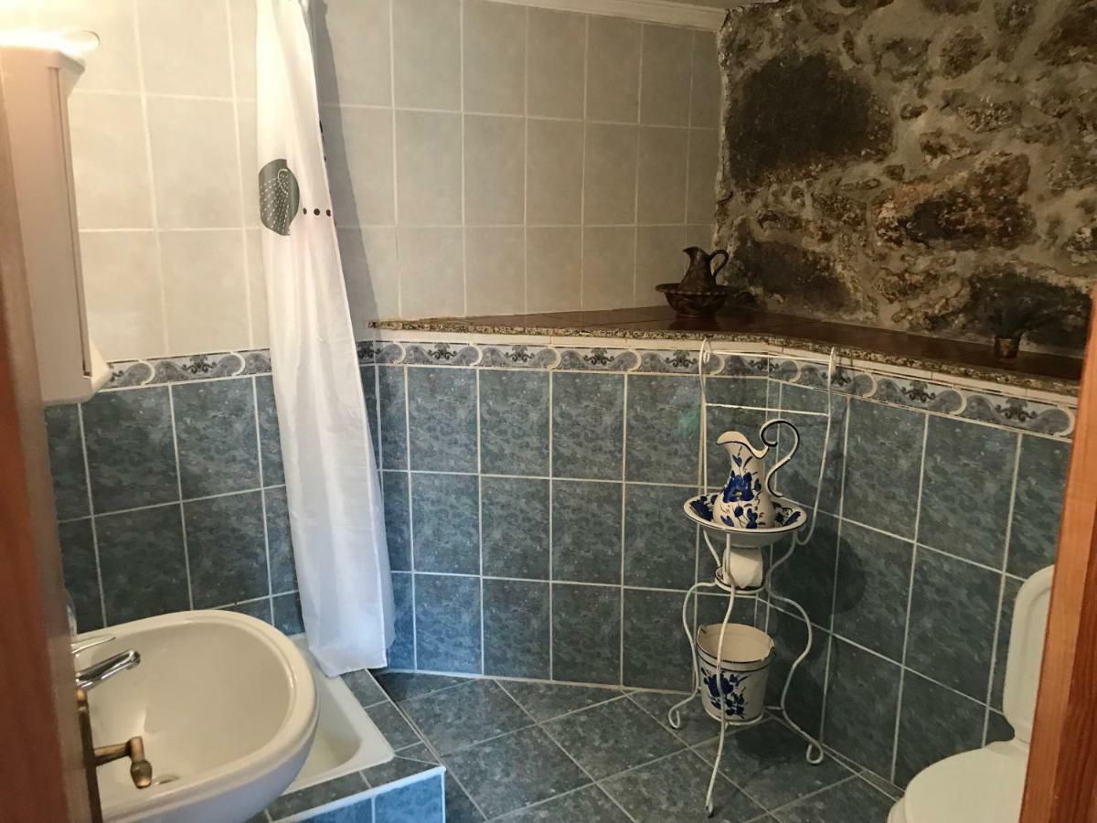 הוילה סאבוגיירו Casa Do Outeirinho מראה חיצוני תמונה